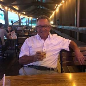 Meet your Posher, Carl